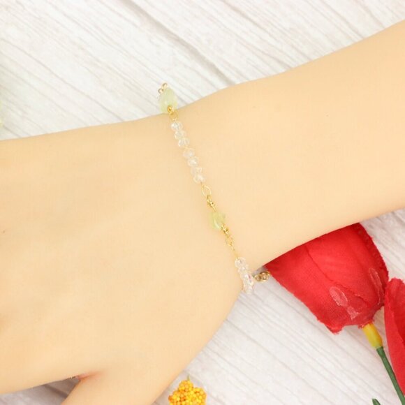 "Trendy Handmade Bracelet – A Thoughtful Gift for Girls & Women | UNVRC1356 - Picture 4 of 10